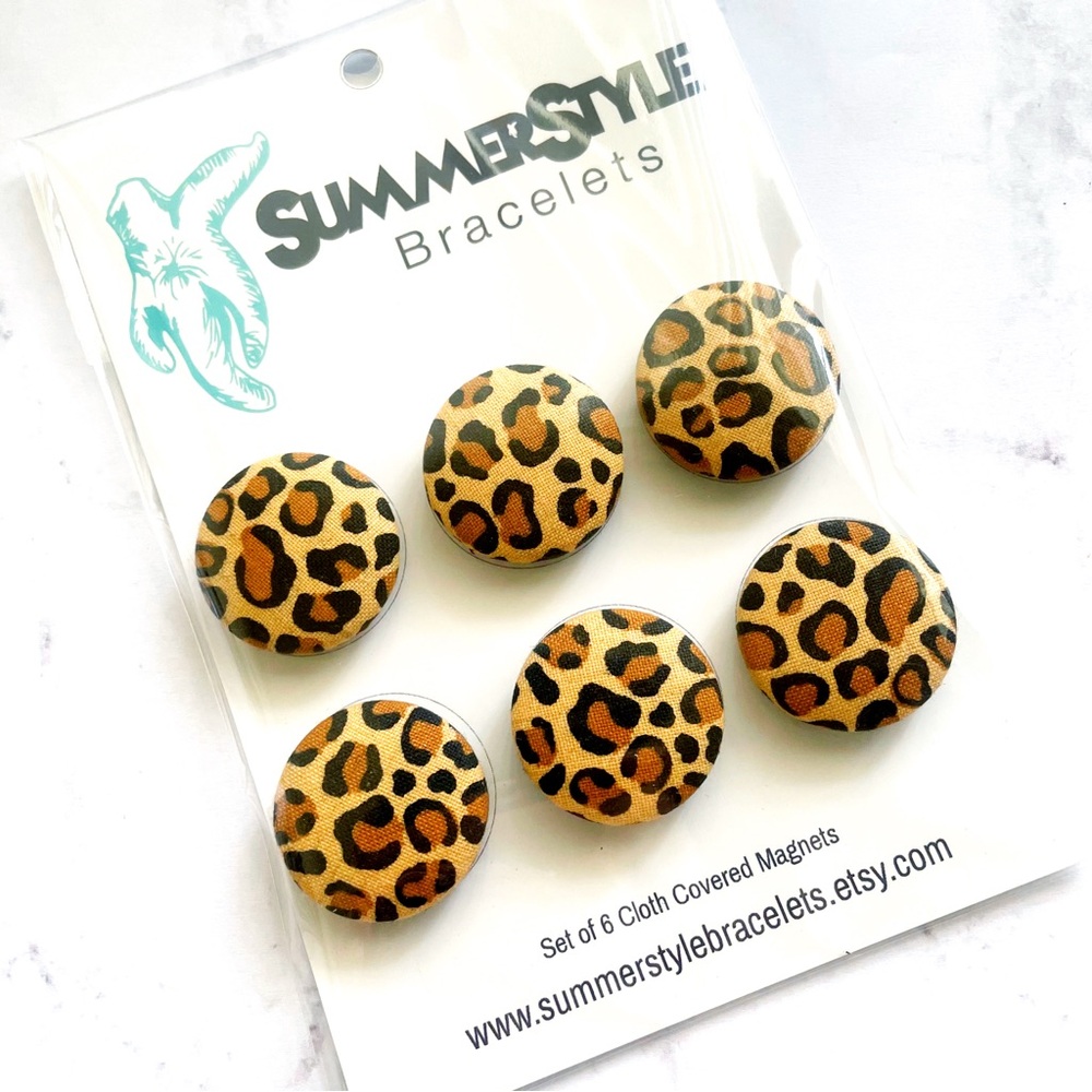 Leopard Cloth Button Magnet Set - Picture 2 of 2